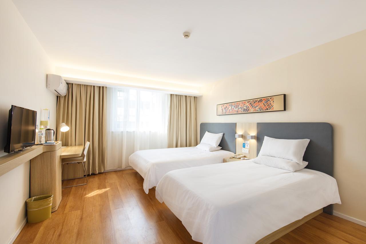 Hanting Hotel Shanghai Chunsha Jinhui Plaza מראה חיצוני תמונה
