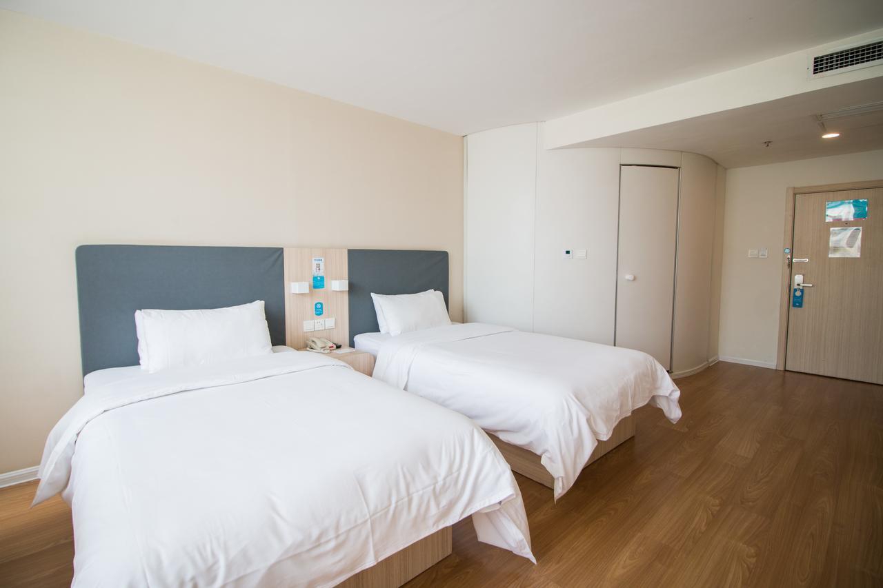 Hanting Hotel Shanghai Chunsha Jinhui Plaza מראה חיצוני תמונה