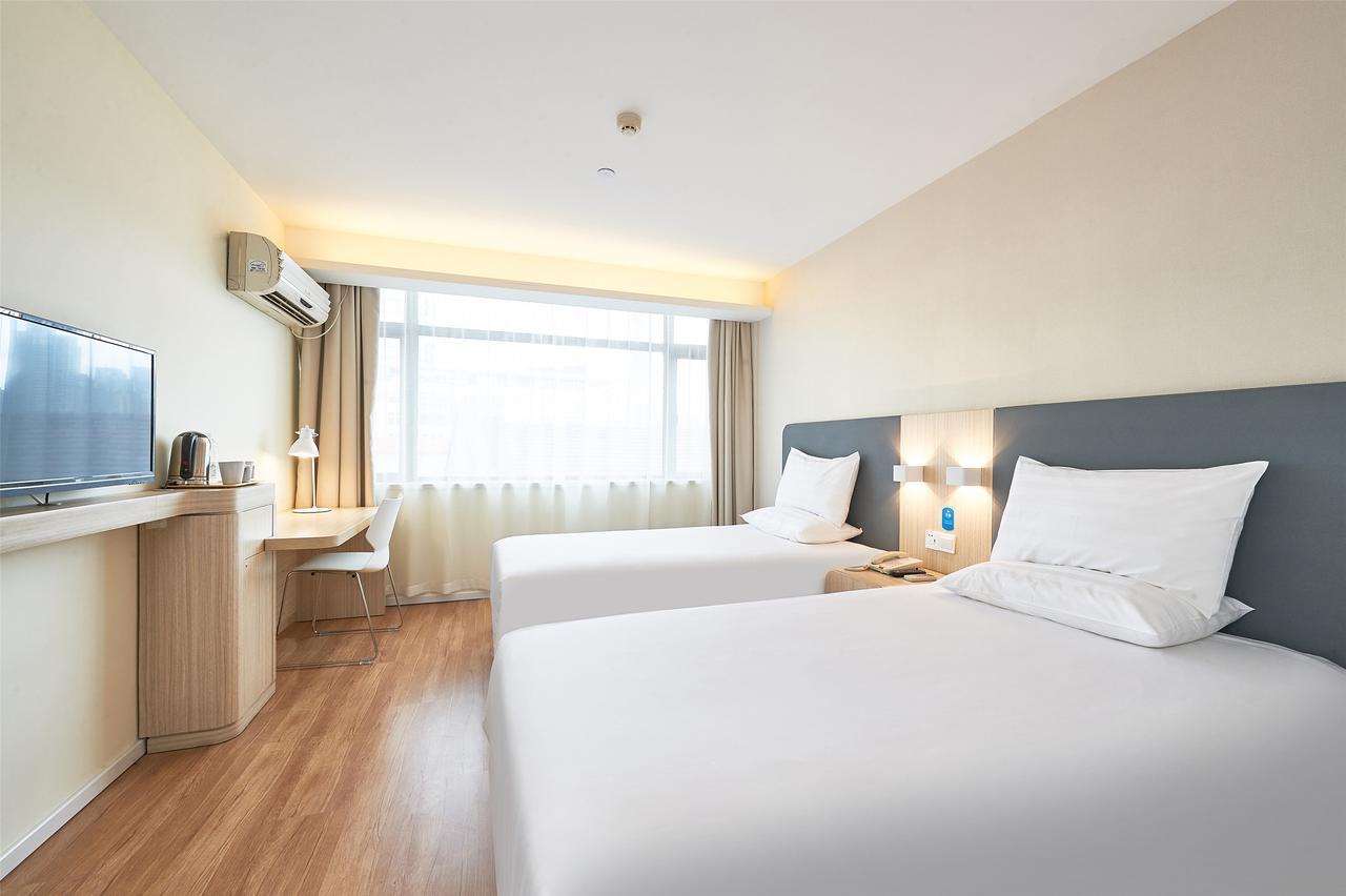 Hanting Hotel Shanghai Chunsha Jinhui Plaza מראה חיצוני תמונה