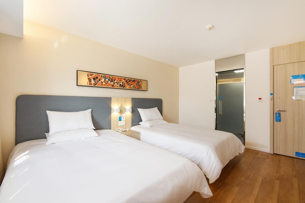 Hanting Hotel Shanghai Chunsha Jinhui Plaza מראה חיצוני תמונה