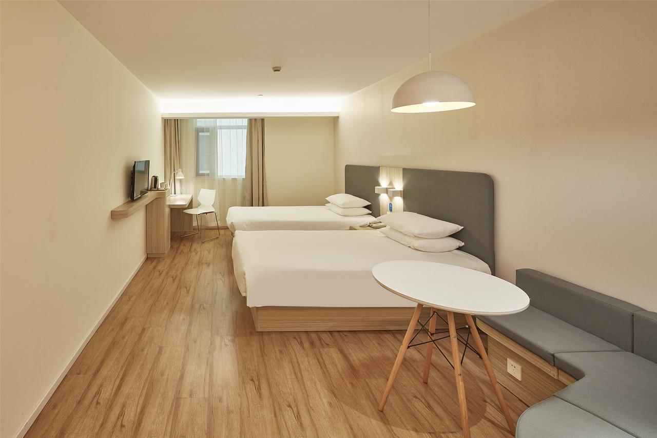 Hanting Hotel Shanghai Chunsha Jinhui Plaza מראה חיצוני תמונה