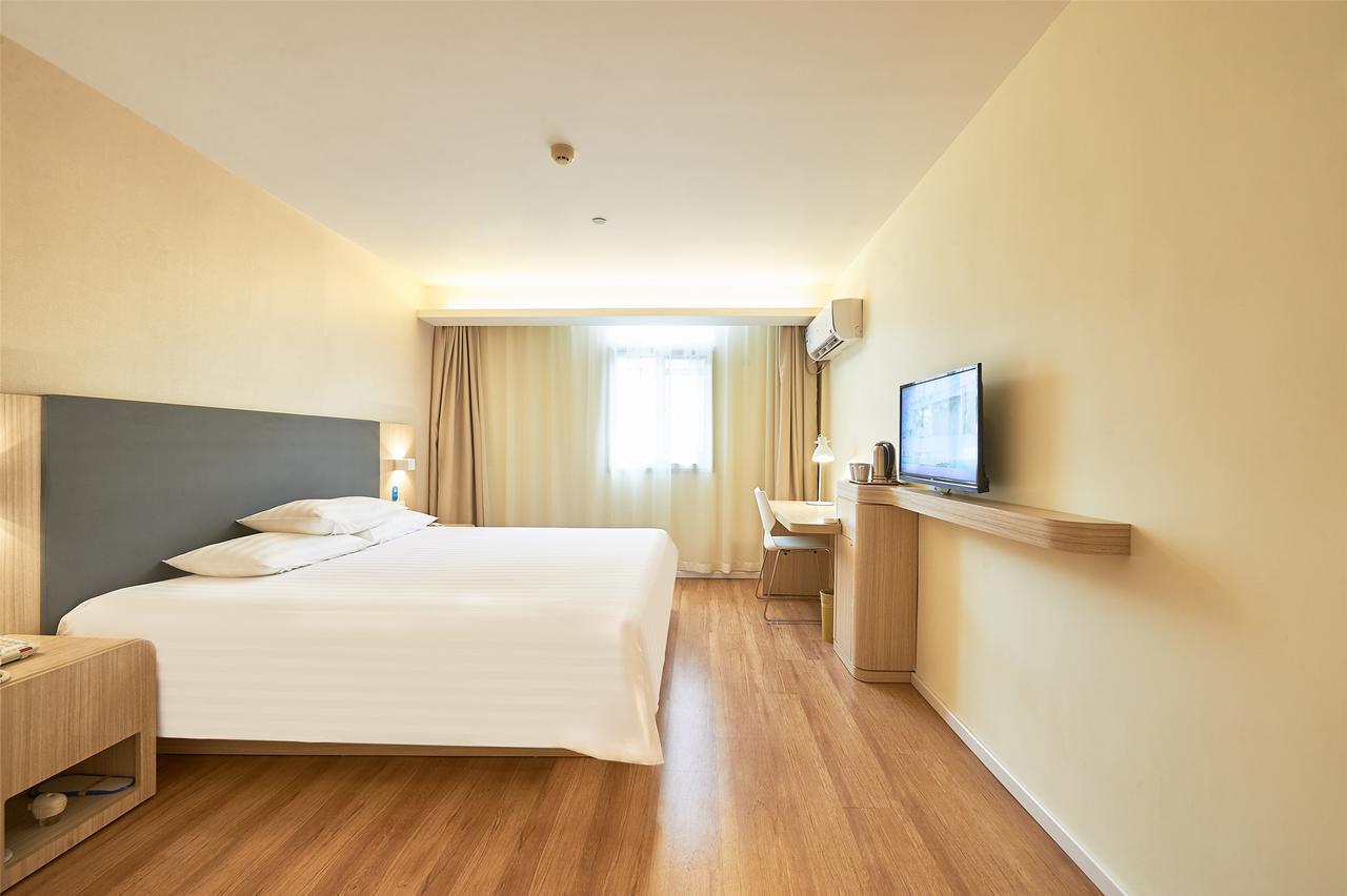Hanting Hotel Shanghai Chunsha Jinhui Plaza מראה חיצוני תמונה