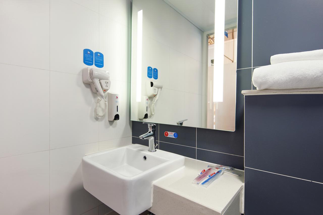 Hanting Hotel Shanghai Chunsha Jinhui Plaza מראה חיצוני תמונה