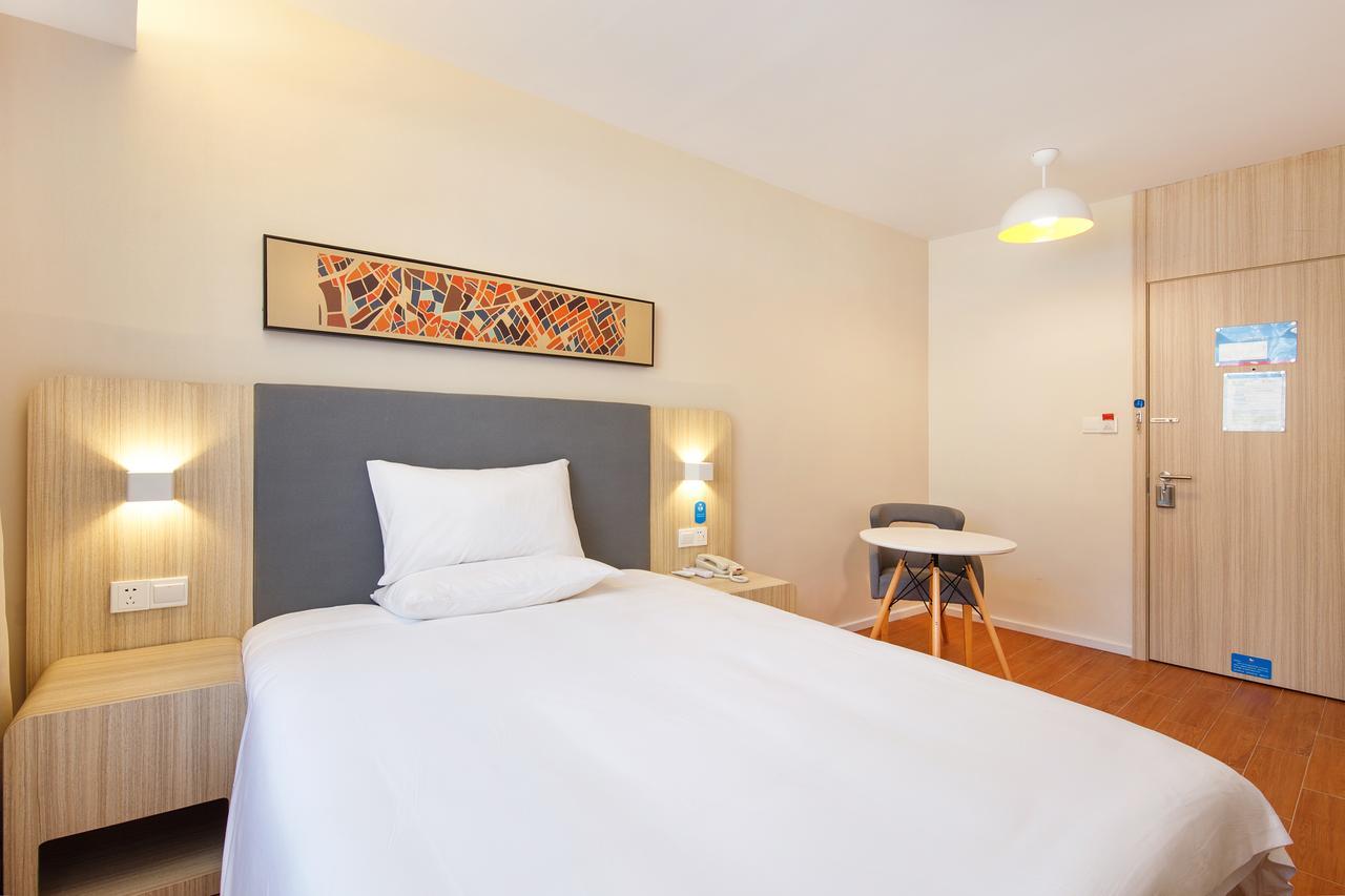 Hanting Hotel Shanghai Chunsha Jinhui Plaza מראה חיצוני תמונה