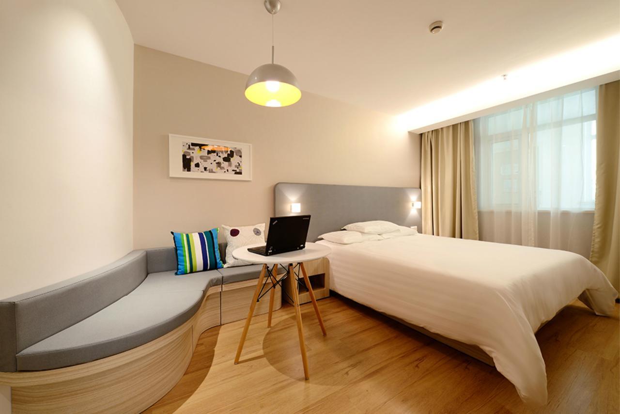 Hanting Hotel Shanghai Chunsha Jinhui Plaza מראה חיצוני תמונה