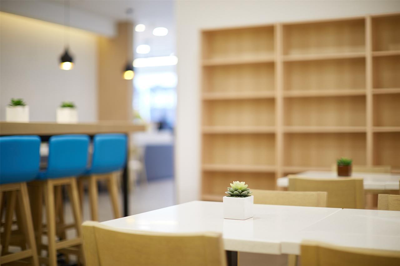 Hanting Hotel Shanghai Chunsha Jinhui Plaza מראה חיצוני תמונה